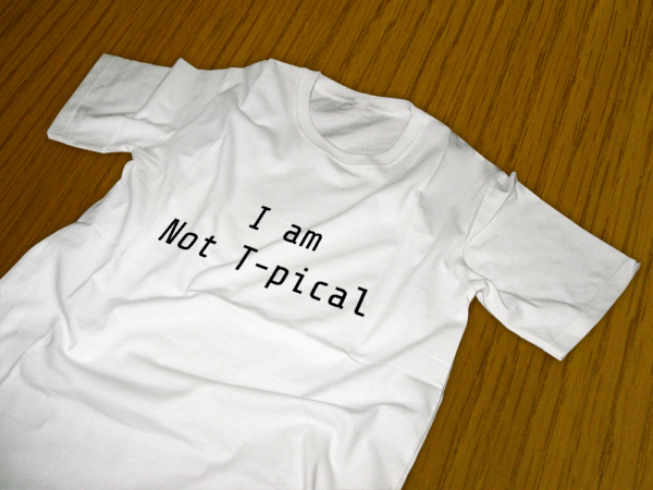 Playera I am Not T-pical white